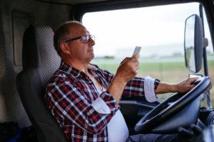 Cell Phones: The New Way Truck Drivers are Combating Drowsy Driving